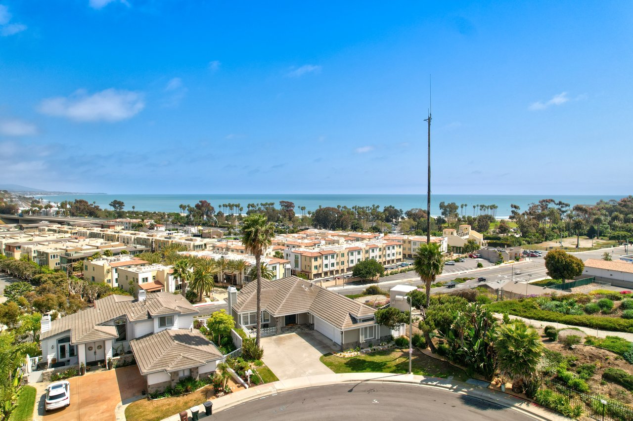 Luxury Rental Minutes from Doheny Beach
