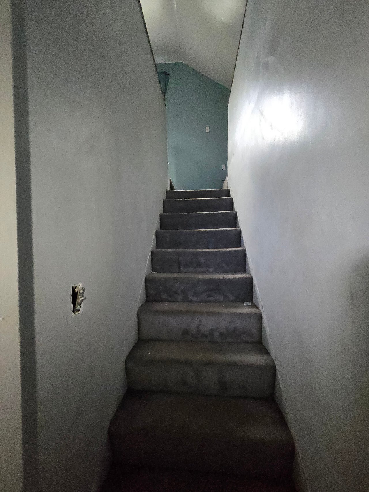 12020 Stout St