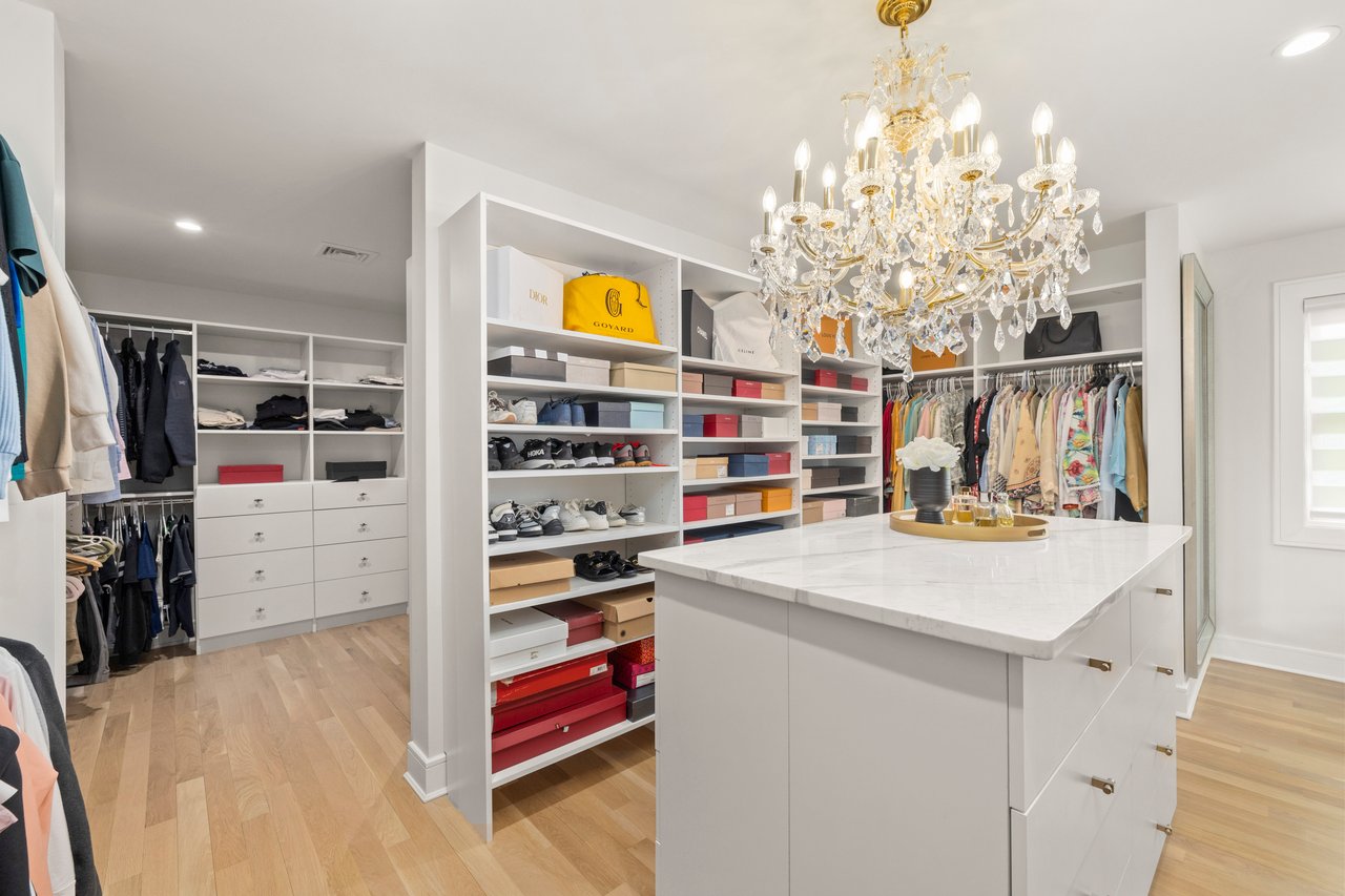 Just Listed: Designer 6BR Home in Coveted Hartshorn Section of Short Hills