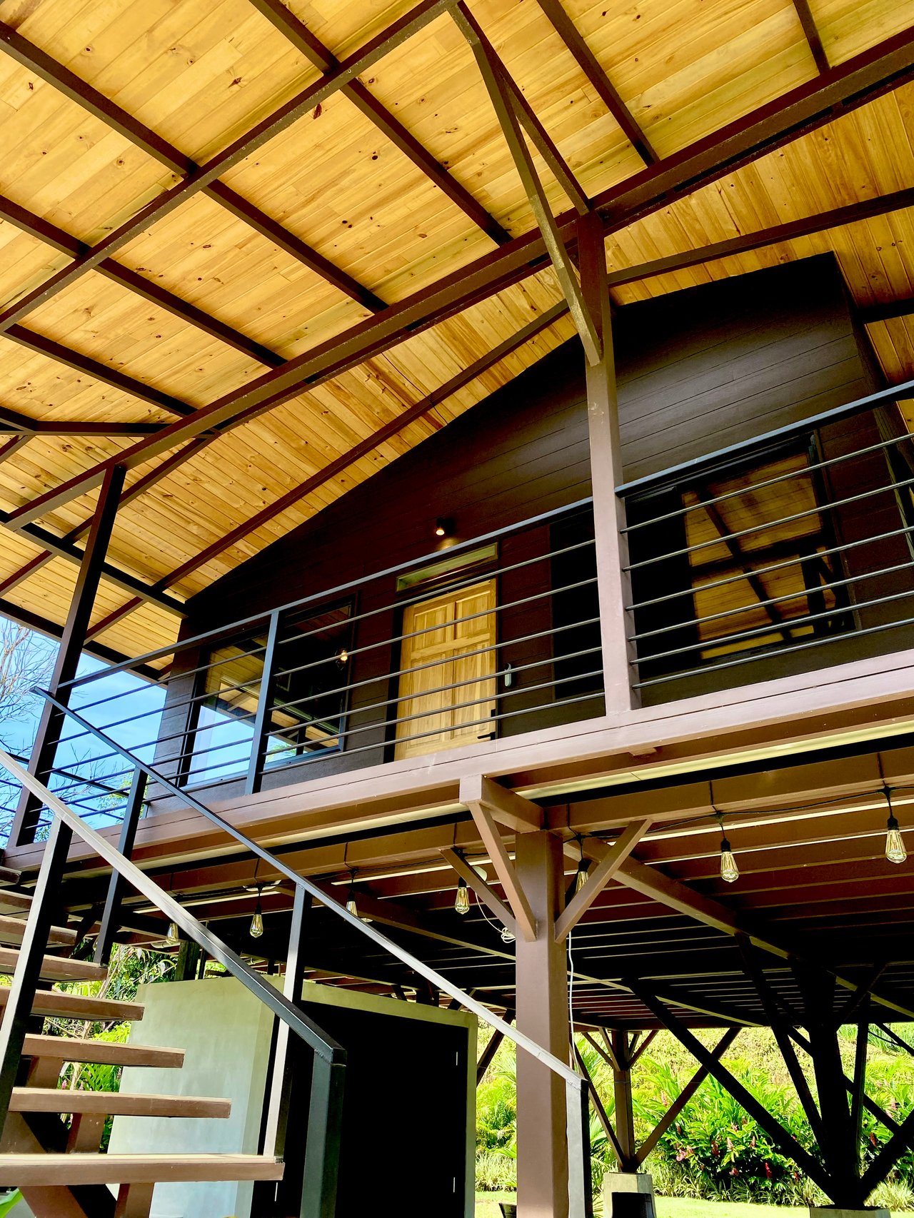 Mountain Oasis with House and Guest Cabin in Las Brisas, San Vito 