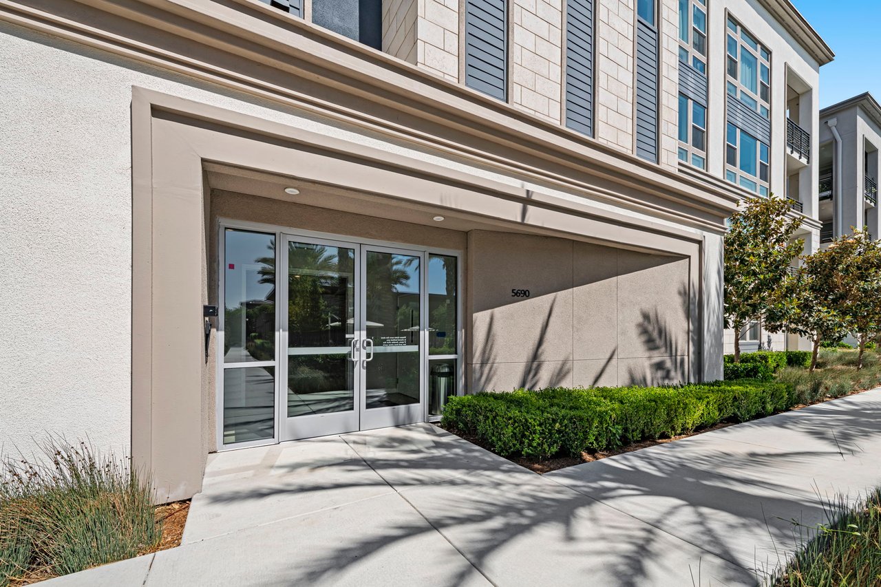 5690 Metrose Ct #302