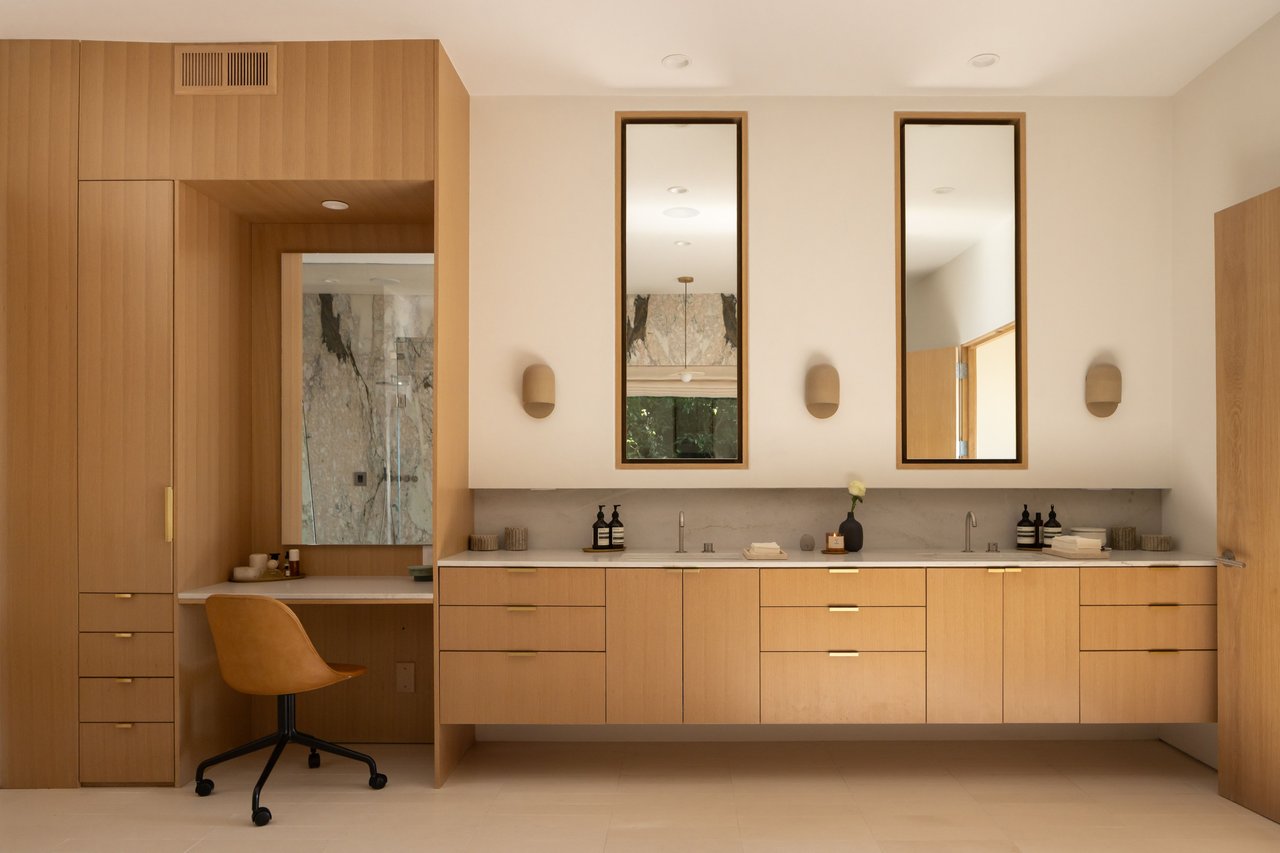 1557 Tower Grove Dr, Beverly Hills