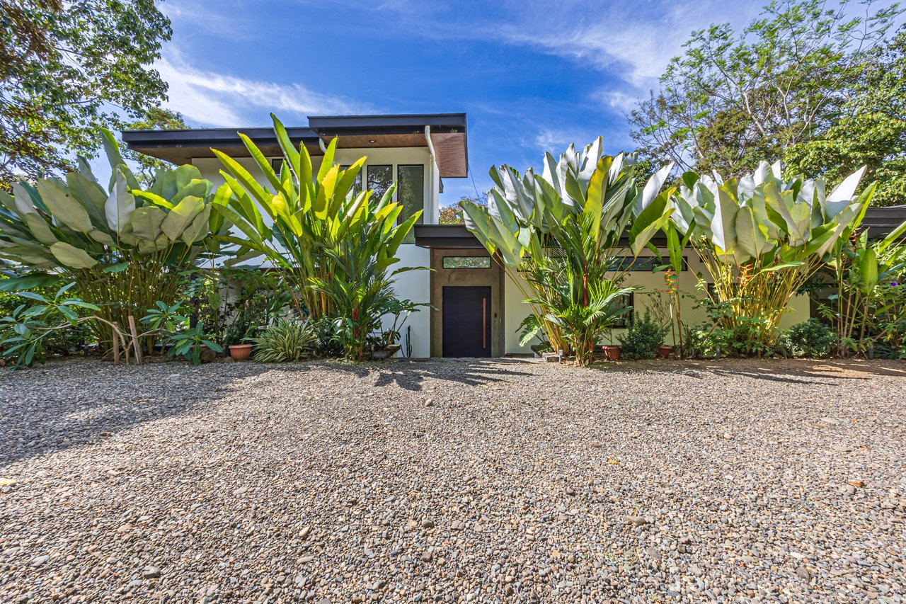 Luxury Ocean View Home in Paradise Breezes – A Private Retreat Near Dominical