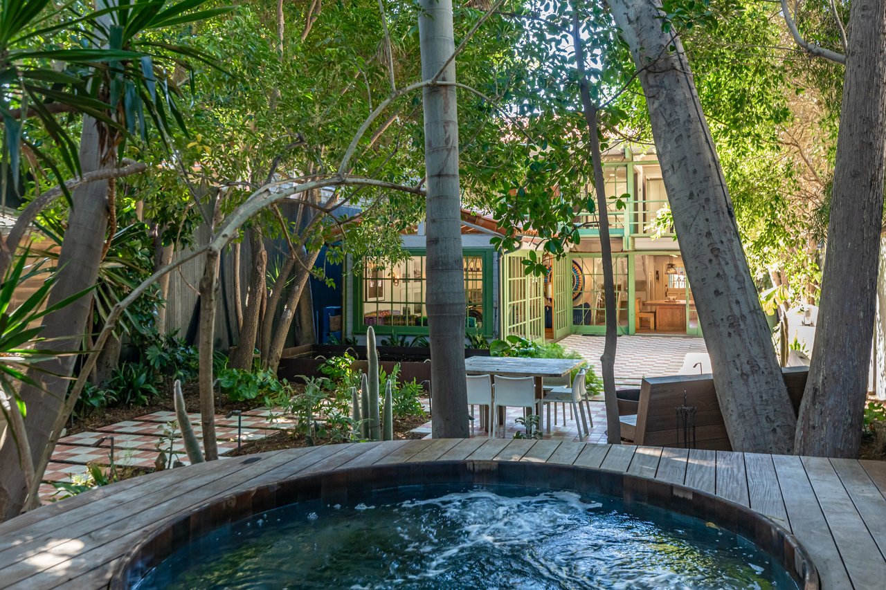 23441 Malibu Colony Rd