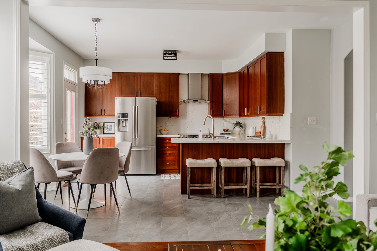 809 Trudeau Dr
