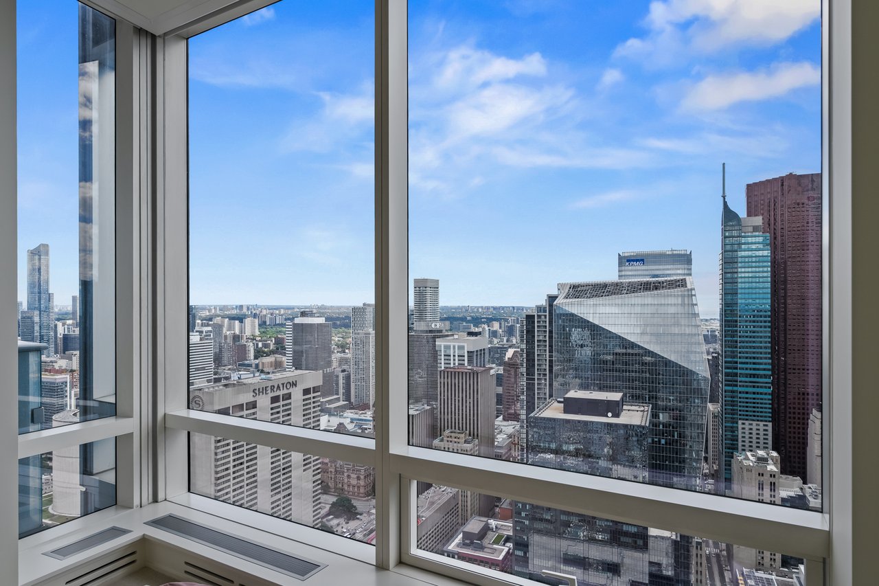 Suite 5707- 180 University Avenue 