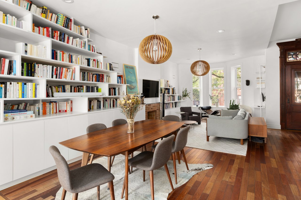 407 2ND Street