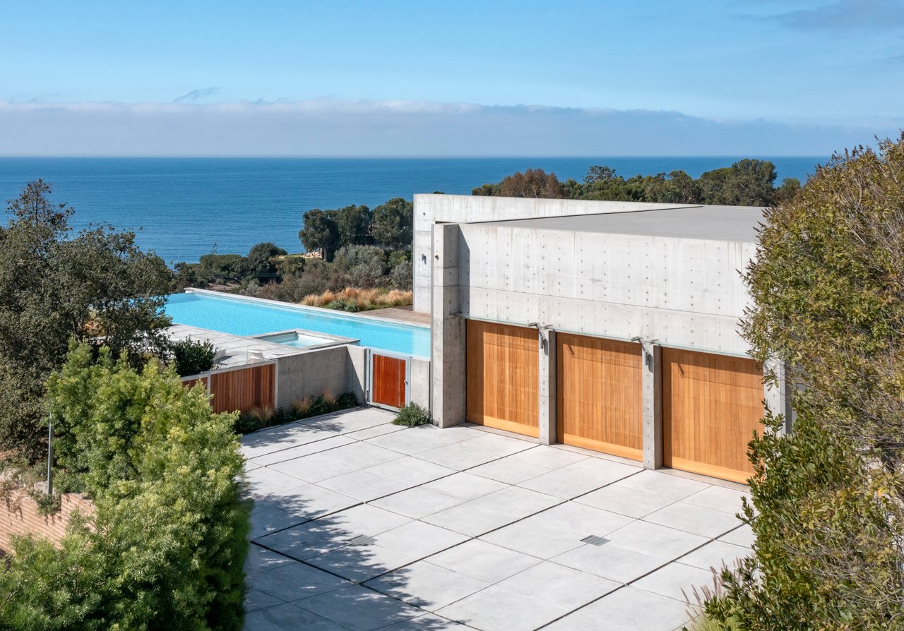 24689 Pacific Coast Hwy