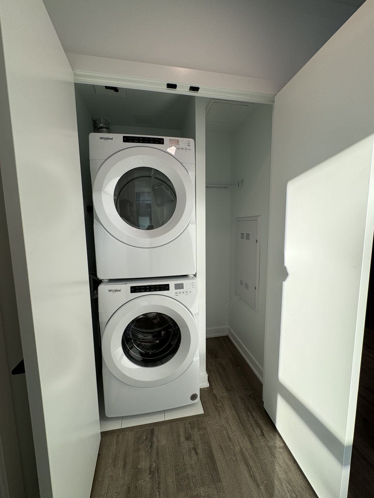 327 King Street W 3204, Toronto, ON