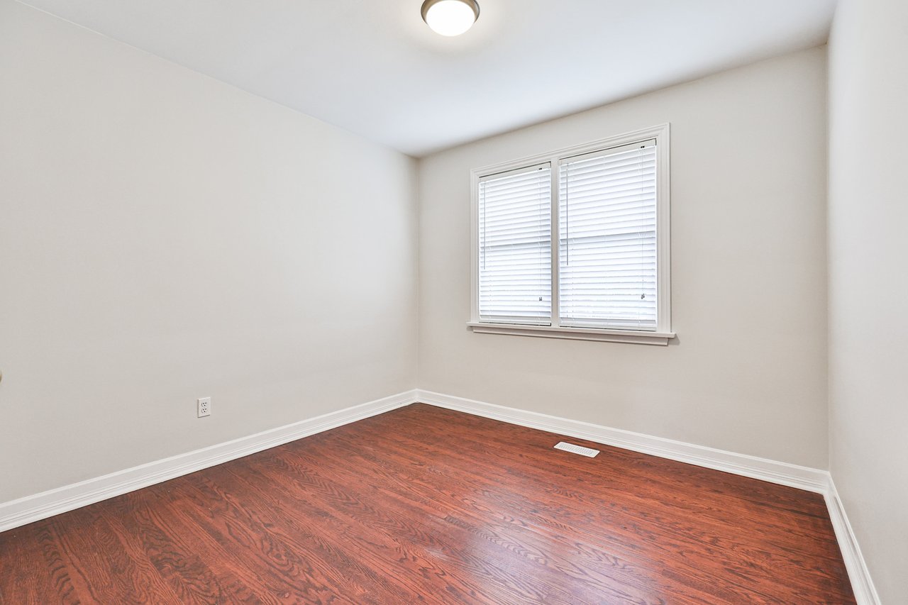 2063 Hixon Street, Oakville