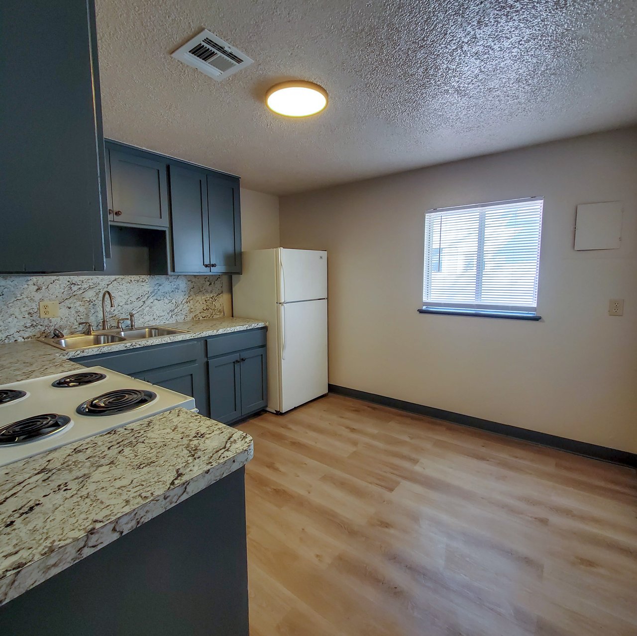 642 N Beard Unit B