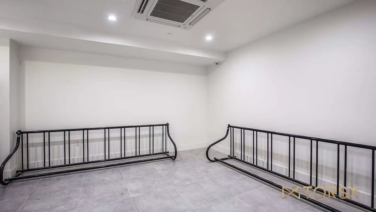 581 Ocean Parkway #5G