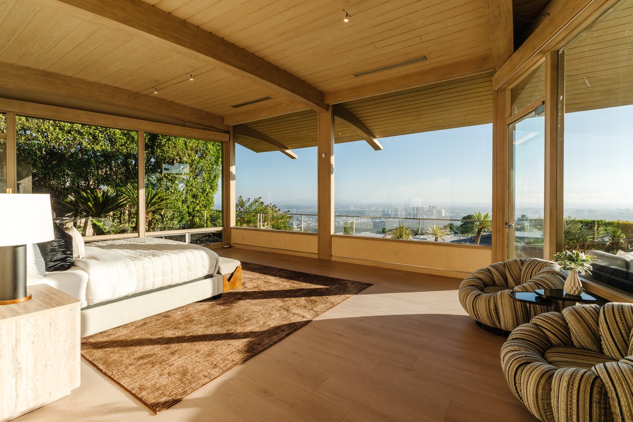 624 Cole Pl, Beverly Hills, CA 90210