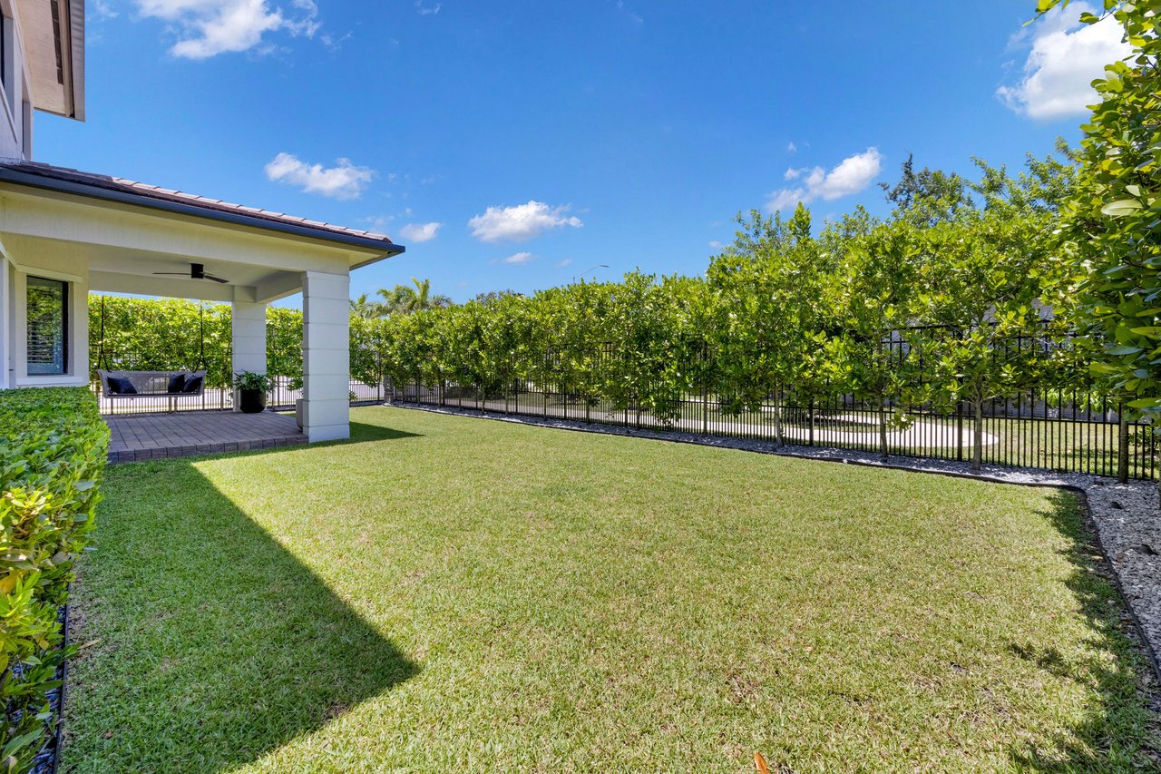 Modern Luxury Living Near Pinecrest