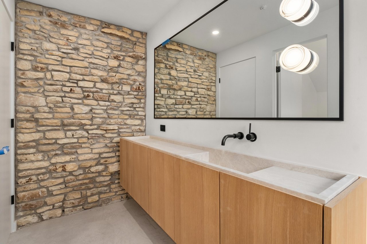 203 Wildcat Hollow and 100 Redbud Trail