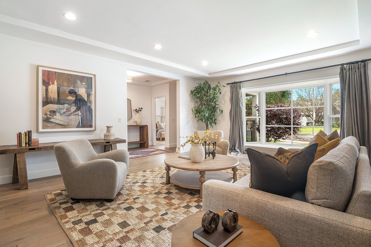 921 S Sierra Bonita Ave