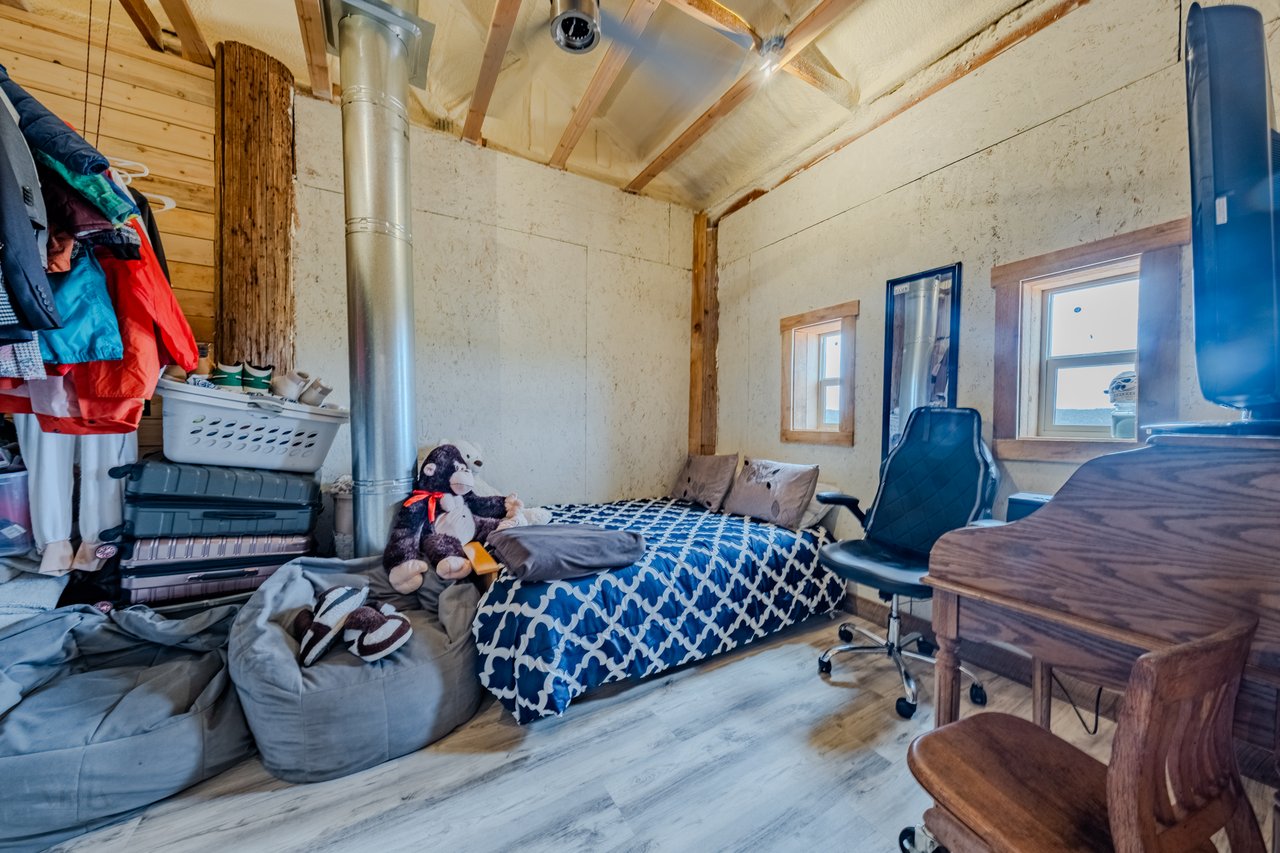 7395 N Johnson Canyon