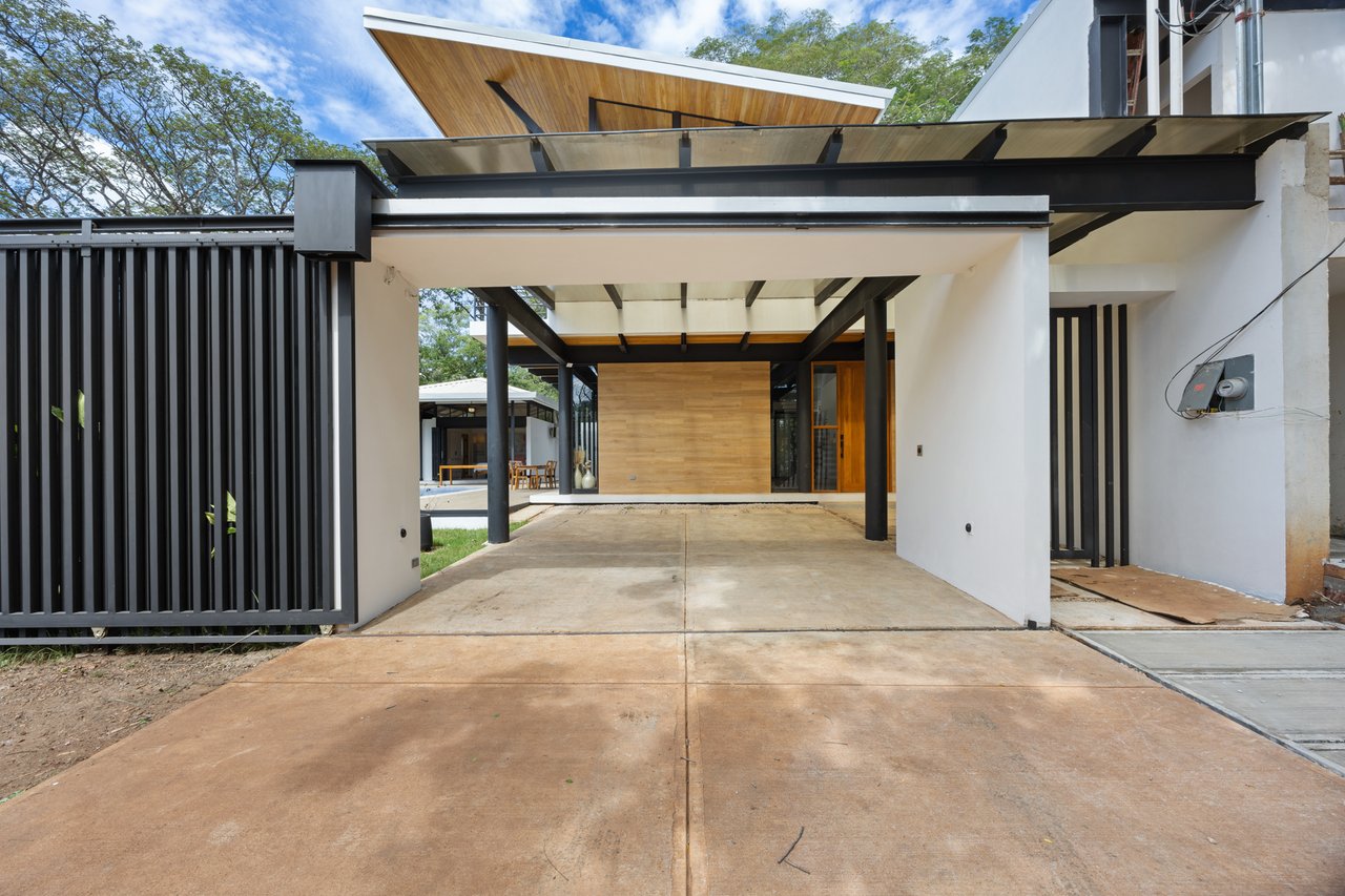 Casa Garza del Sol | Your Dream Home Awaits in the Heart of Tamarindo!