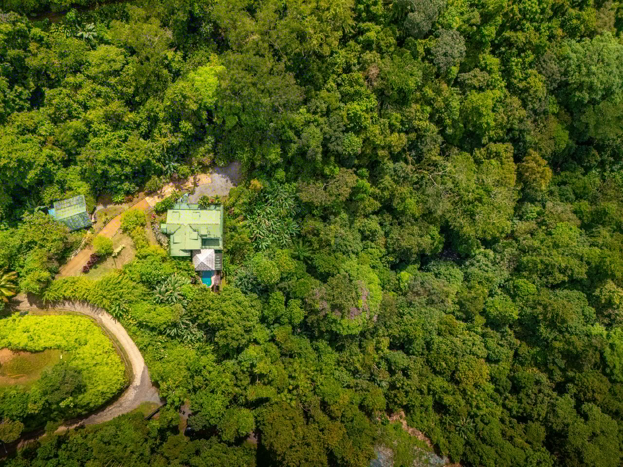 VILLA KRISTINA MARIA - 3.84 ACRES - PERLA DE BALLENA ESTATES