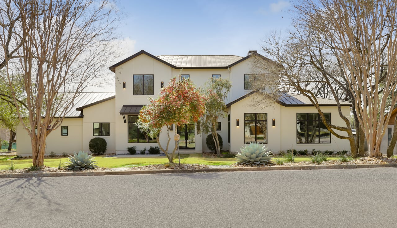 4704 Timberline Drive