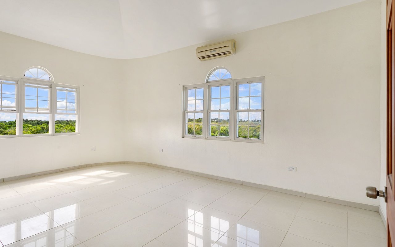 Resort Edge Villa / Les Sotto Voce