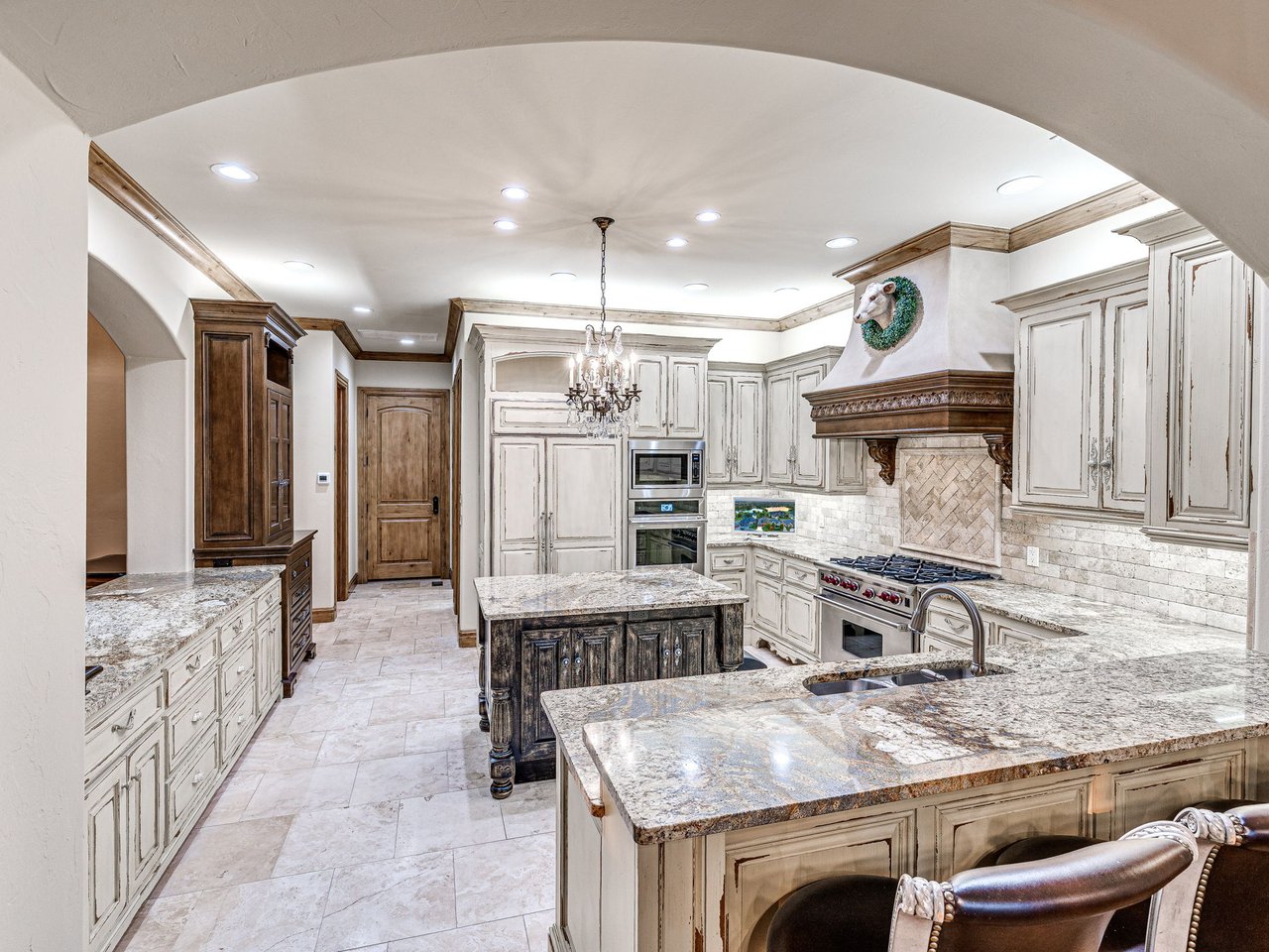 The Listing of the Week: 15613 Via Sierra – Esperanza Addition - Wyatt Poindexter - The Agency Oklahoma