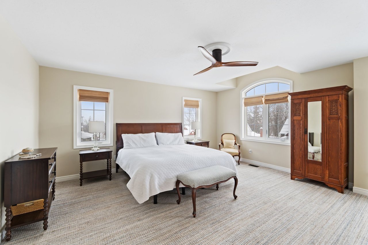 2 Forest Heights Boulevard, Orillia