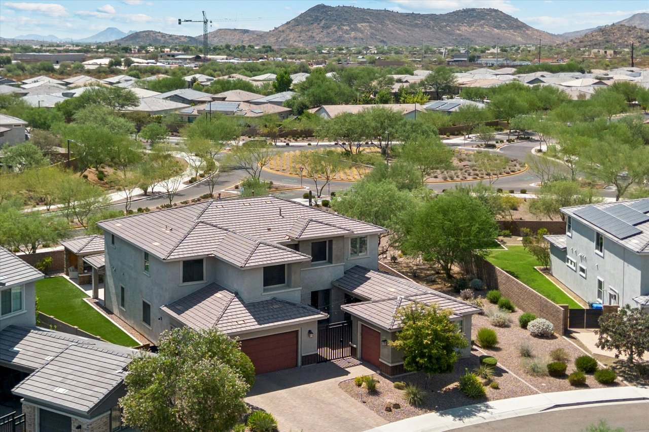 2905 E LOS GATOS DR, Phoenix, AZ 85050
