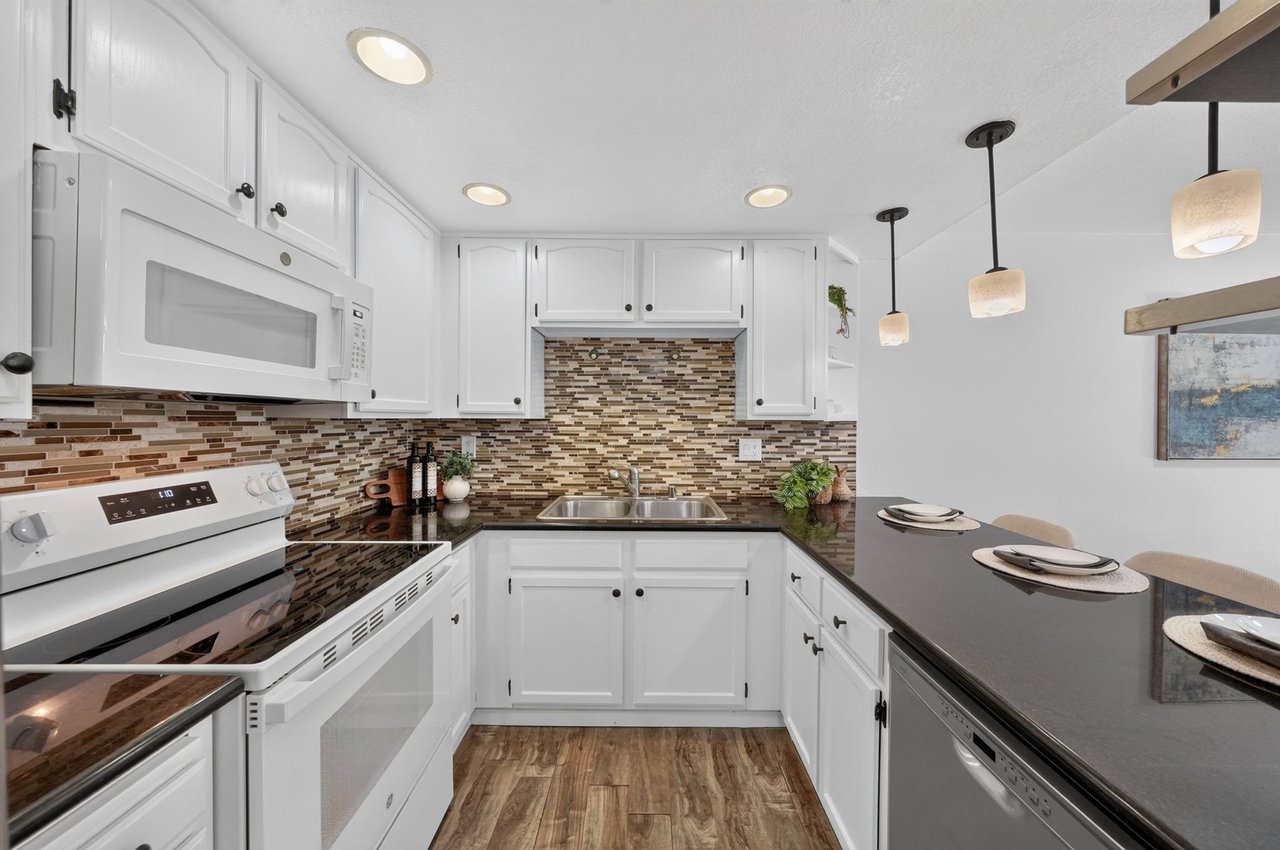 131 Union Ave, Unit H