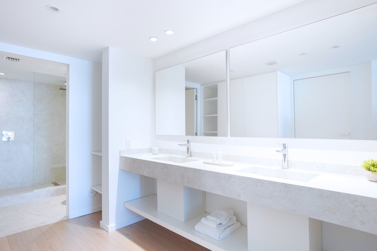 Beach Haus Bal Harbour Residences