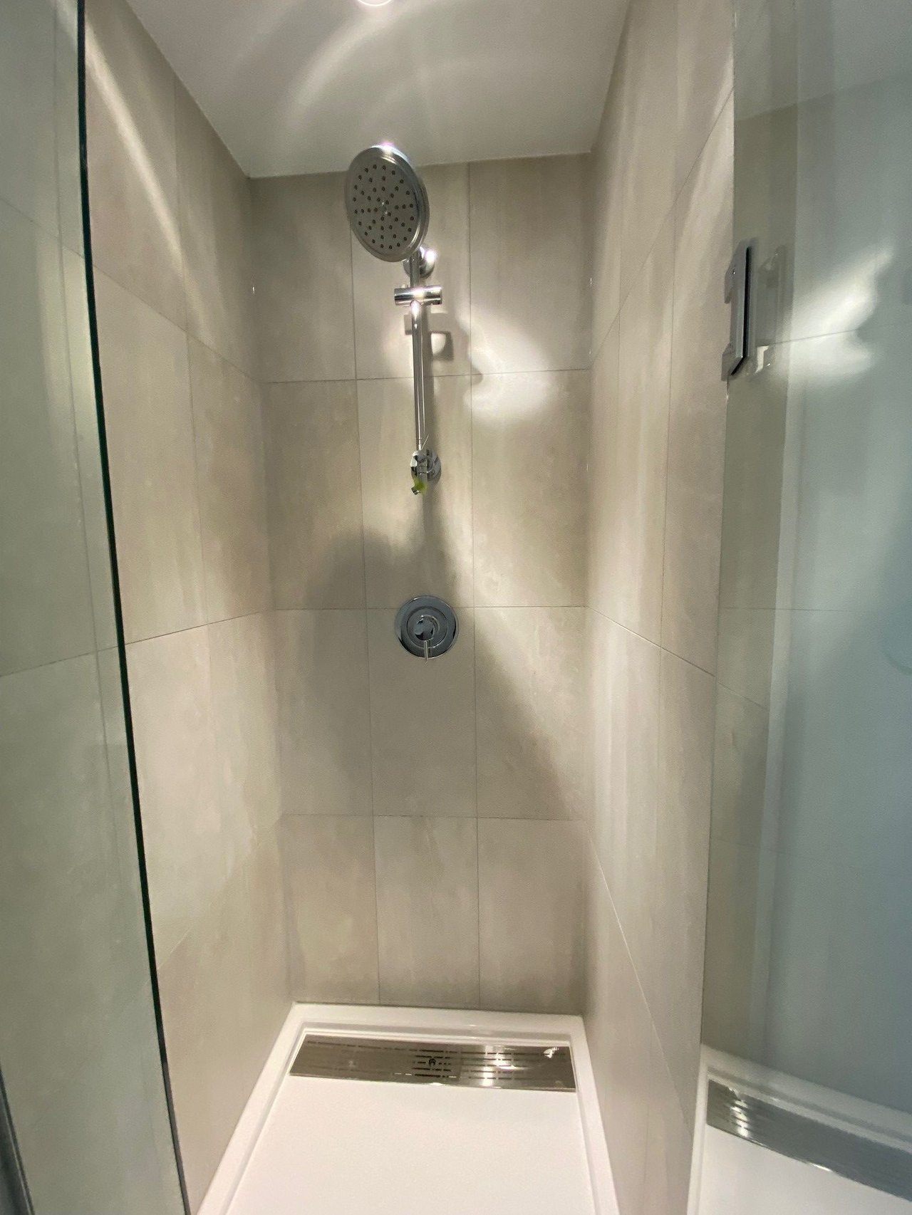 251 Manitoba Street, Toronto Unit: 2208