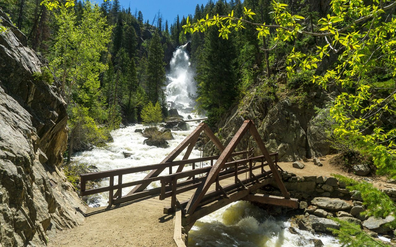 Fish Creek Falls