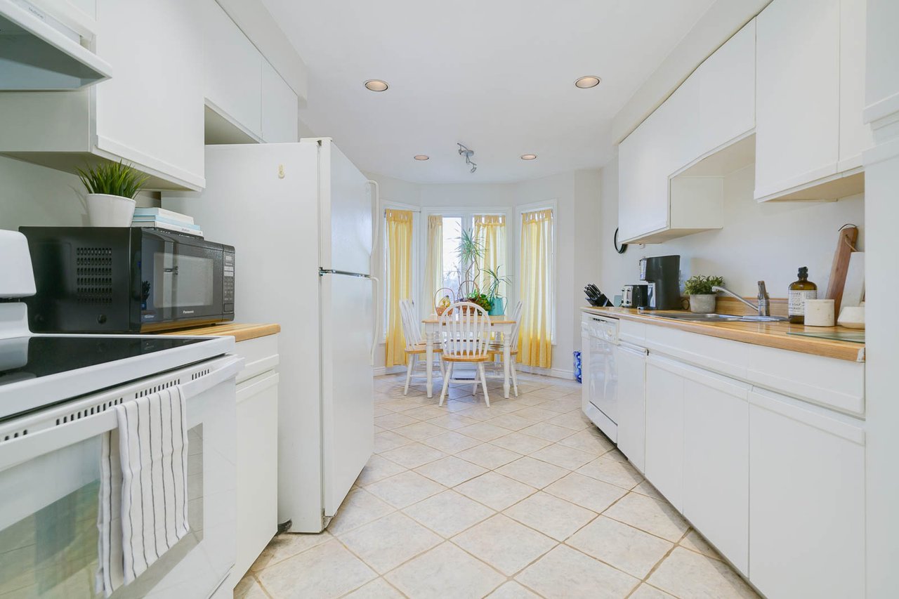 137 Blantyre Ave