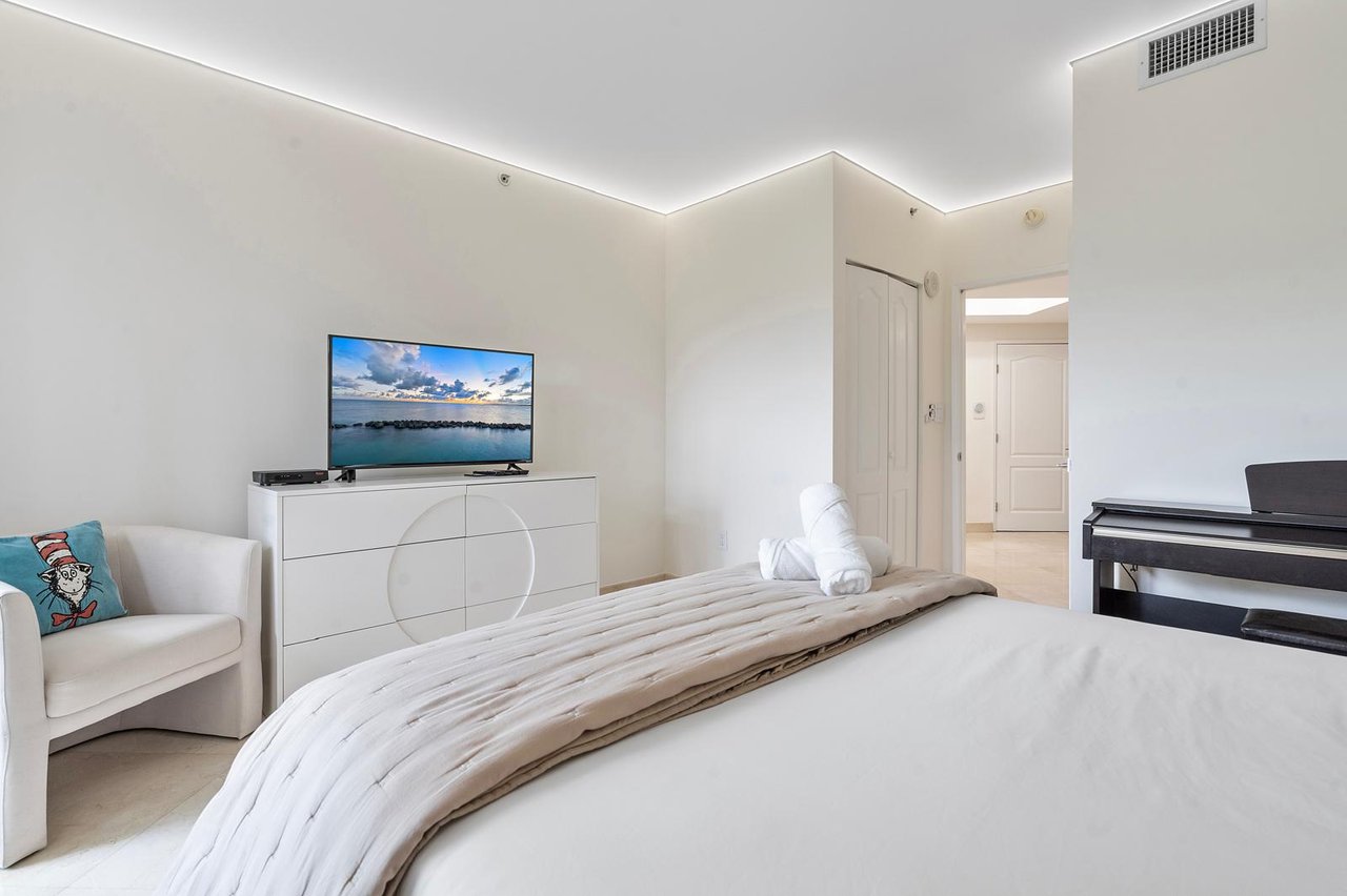 King David Short-Term Rental | Prime Location