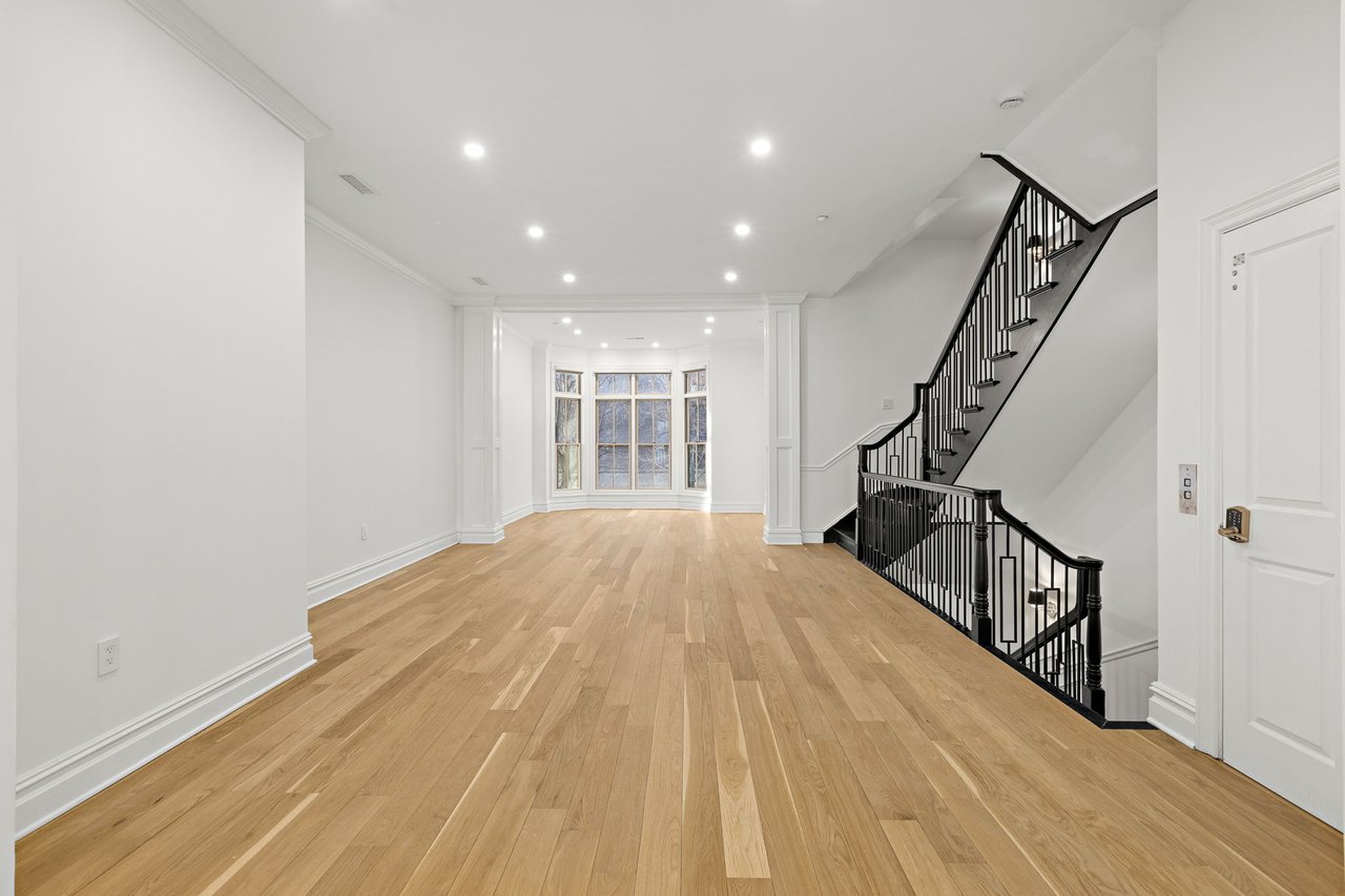 16 Regency Place | Townhouse in The Brownstones at Port Imperial