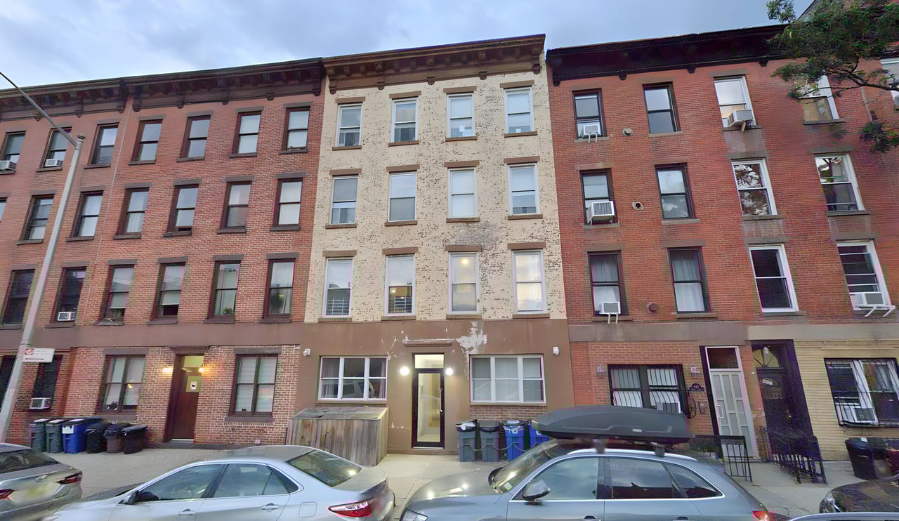 481 Hicks St