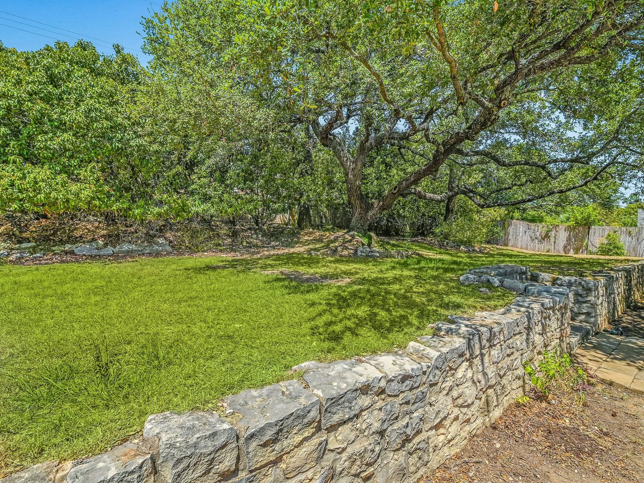 Travis Landing Lake View