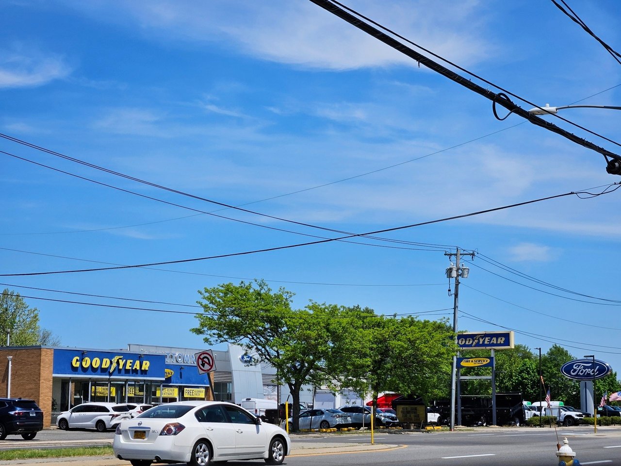 3056-3068 Hempstead Tpke