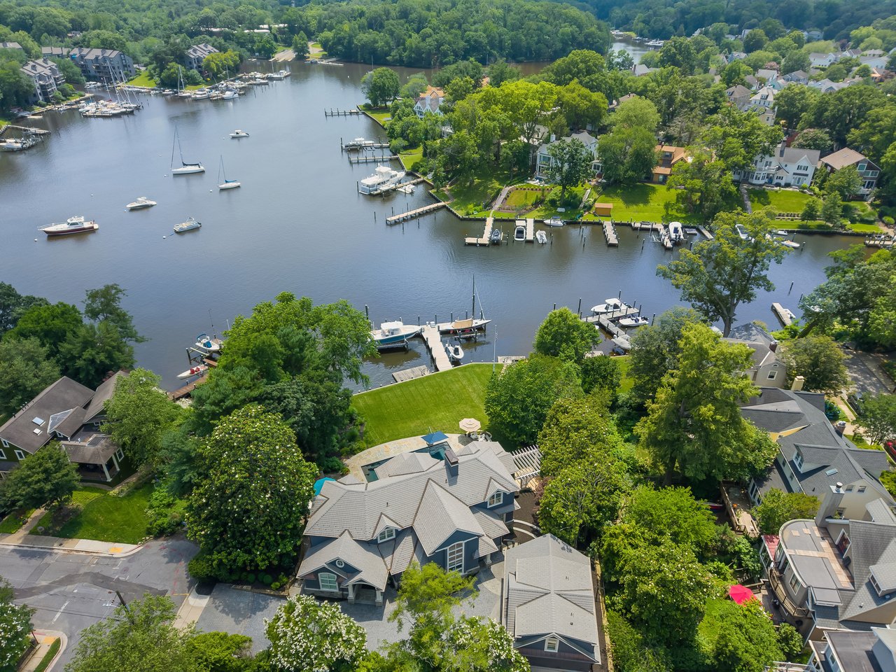 MURRAY HILL WATERFRONT | 5 FRANKLIN STREET