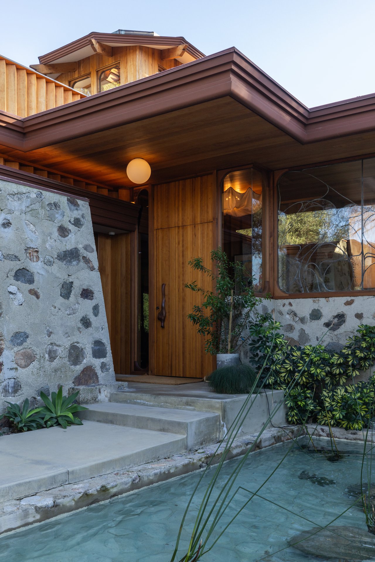 126 Summit Rd, La Verne