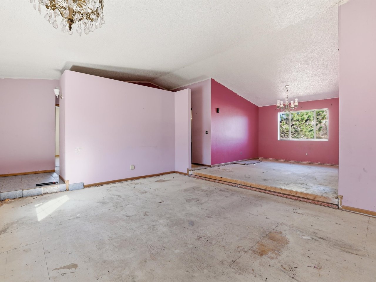 1186 Applewood Drive