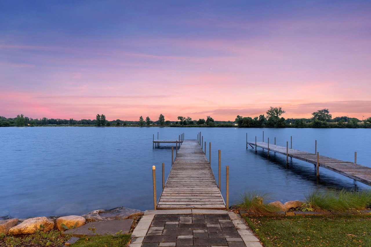 2807 McKenzie Point Road, Wayzata