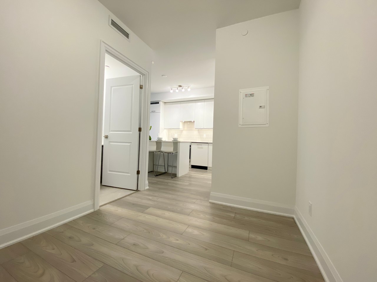 36 Elm Drive W Unit:2403