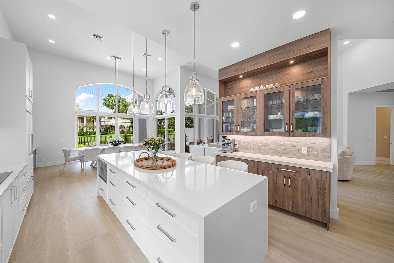 17311 Bridleway Trail