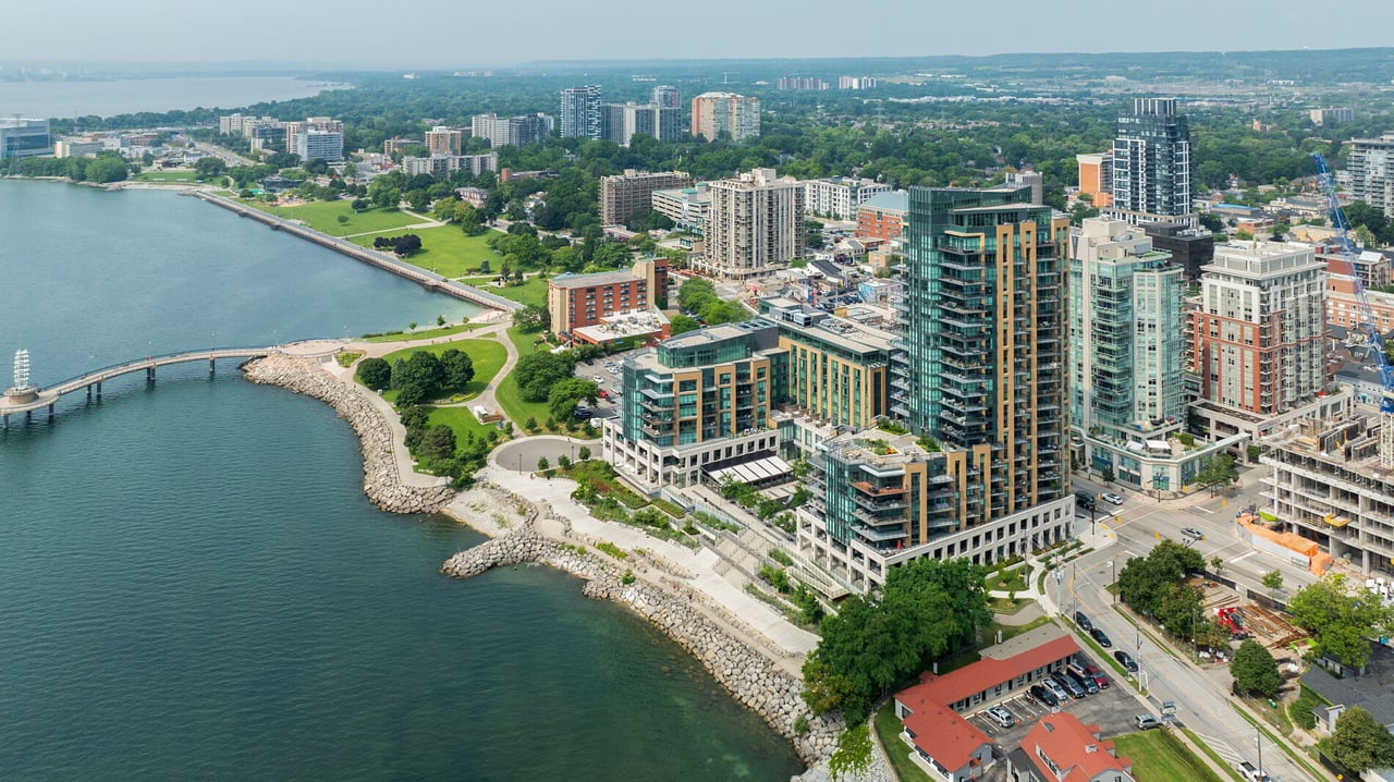 2060 Lakeshore Road 1802