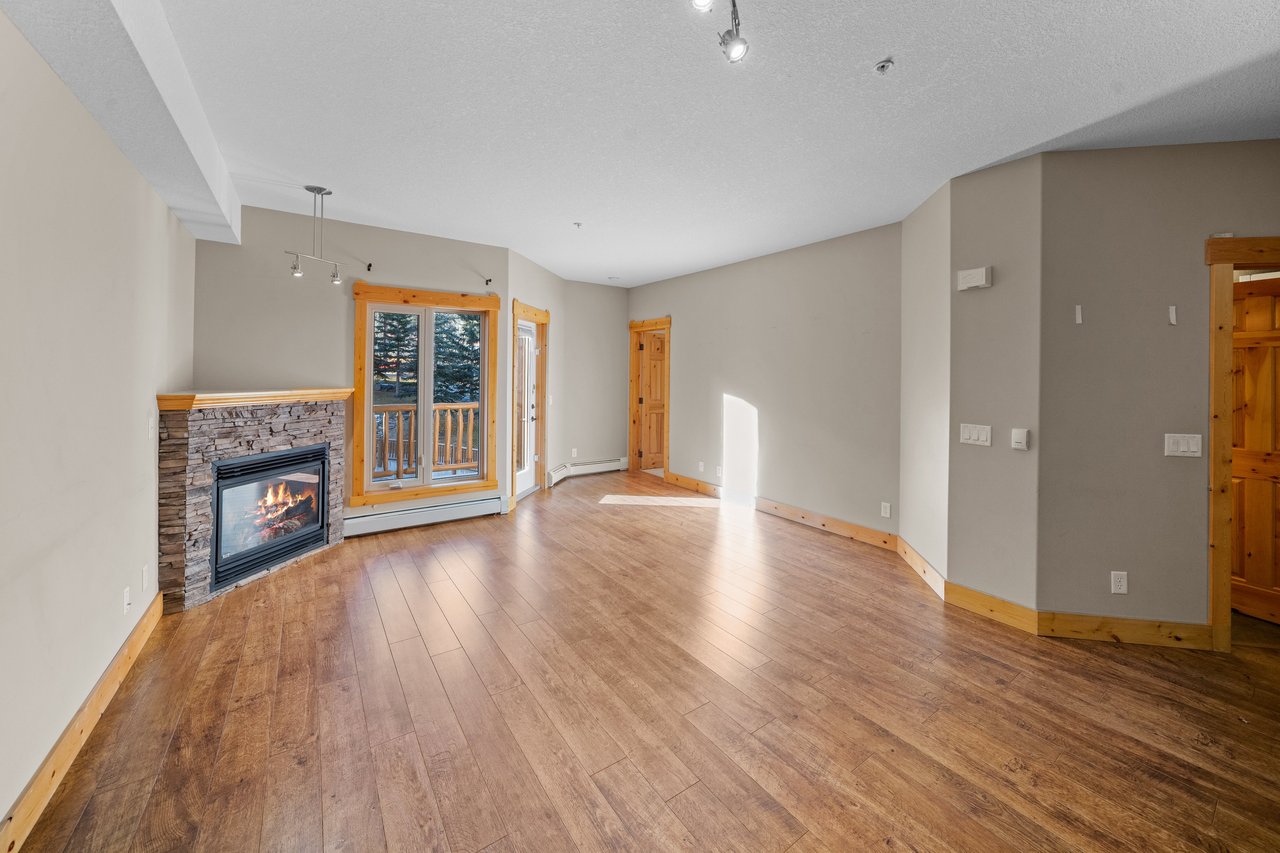 204 - 175 Crossbow Place 