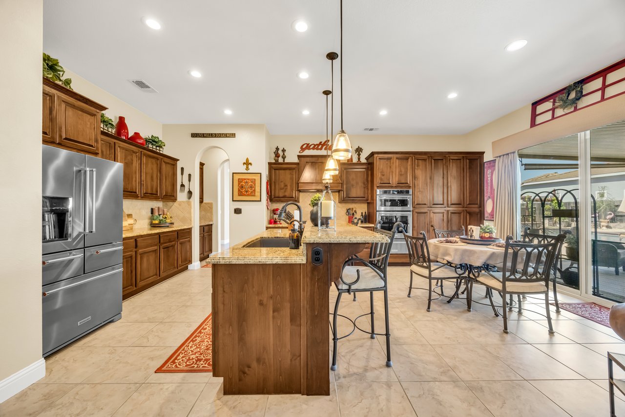 4040 Borderlands Dr