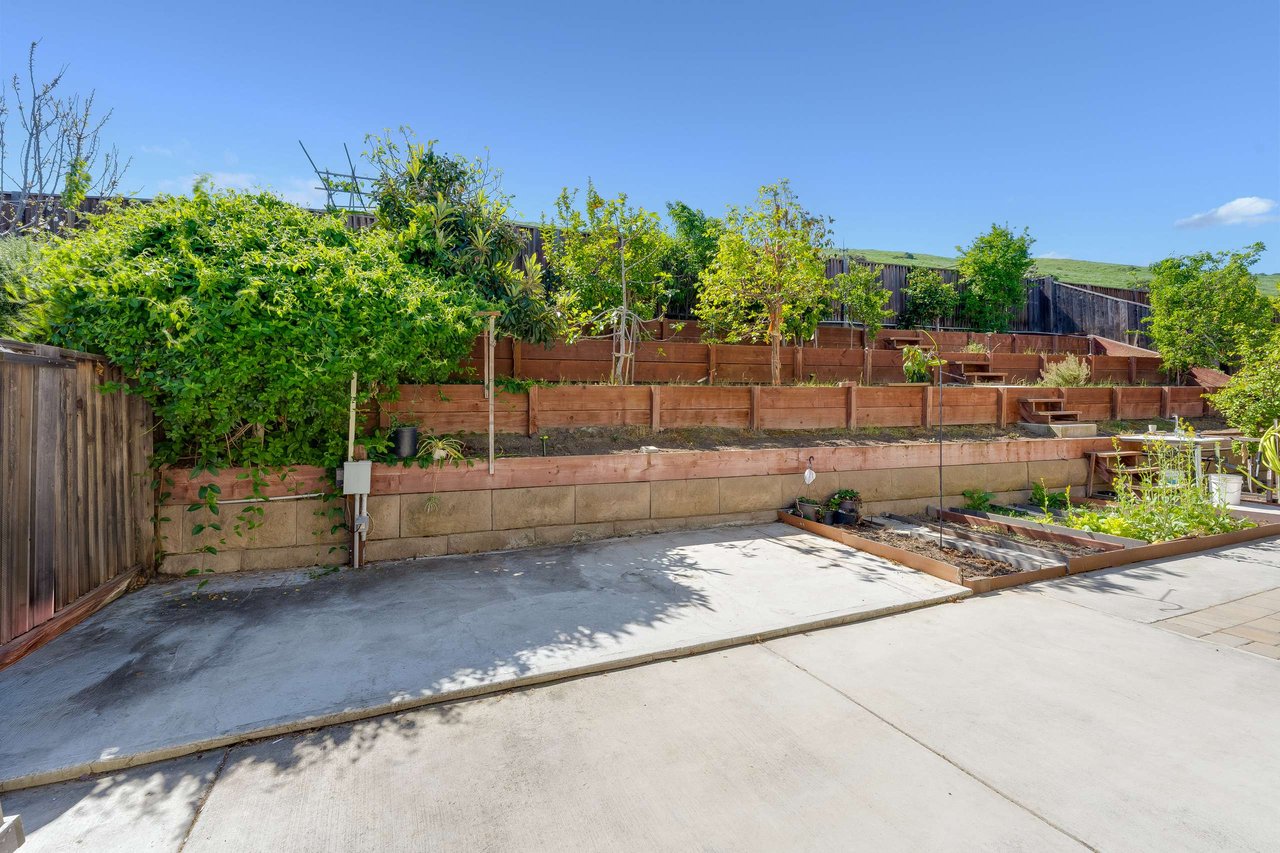 2904 Hanauma Bay Drive, Pittsburg