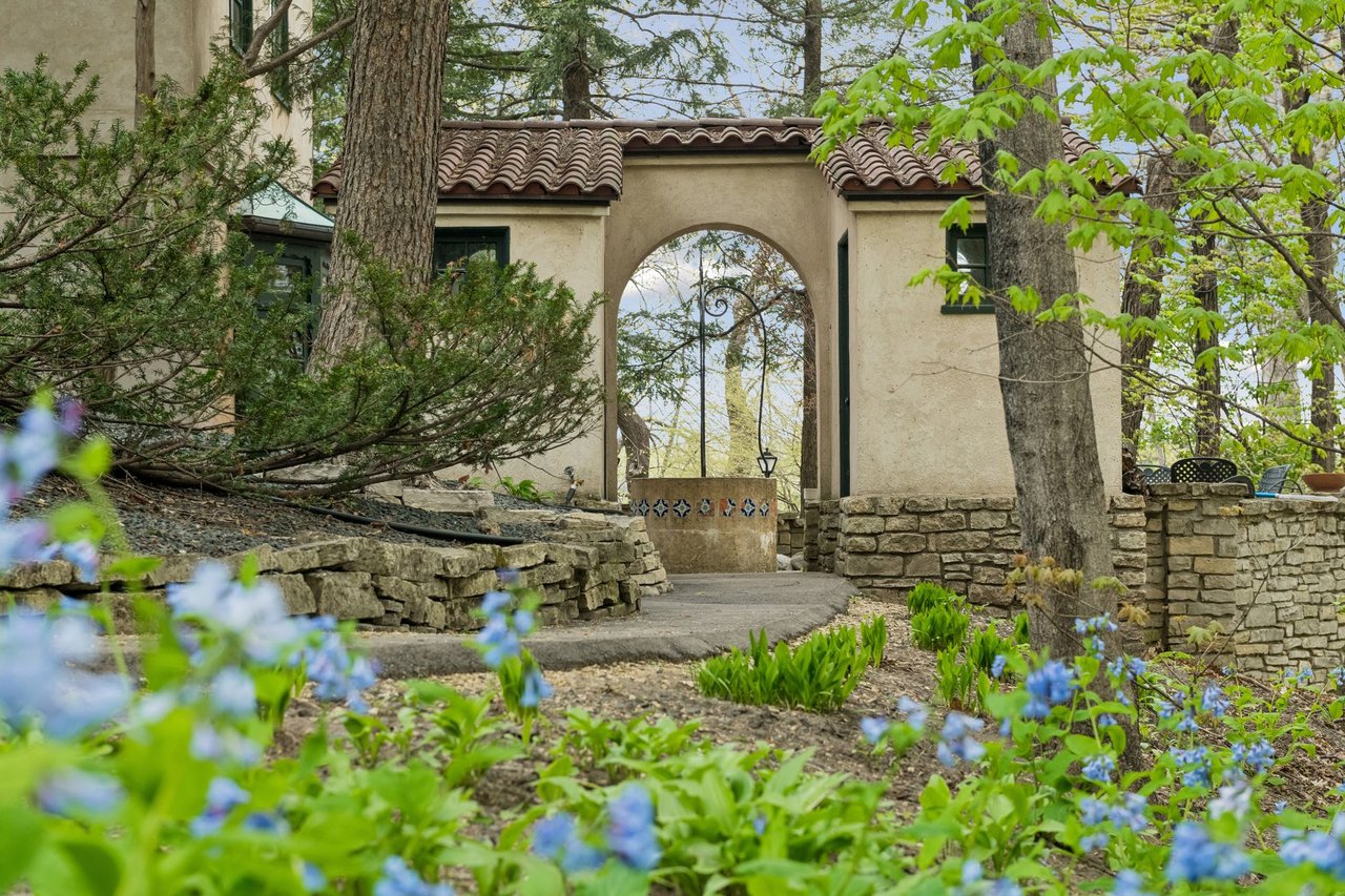 2730 Gale Road, Woodland