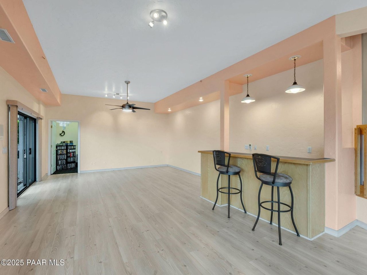 3160 Rainbow Ridge Dr